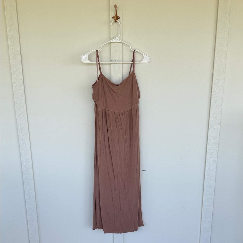 Old Navy tan dress